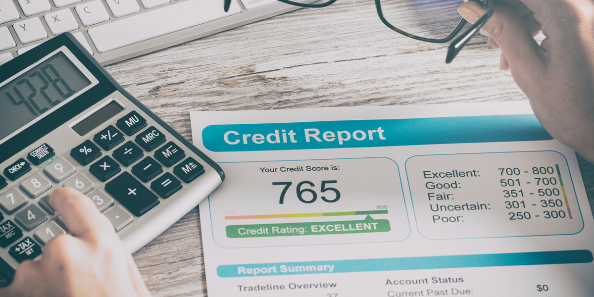 The minimum credit score needed to get a personal loan.